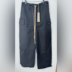 FEAR OF GOD ESSENTIALS- WOMENS TROUSERS